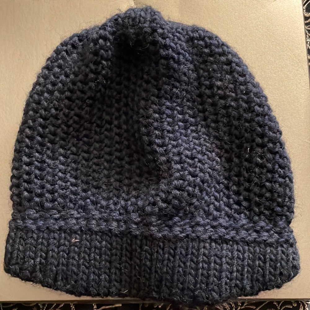 Dark blue Aqua Knit hat